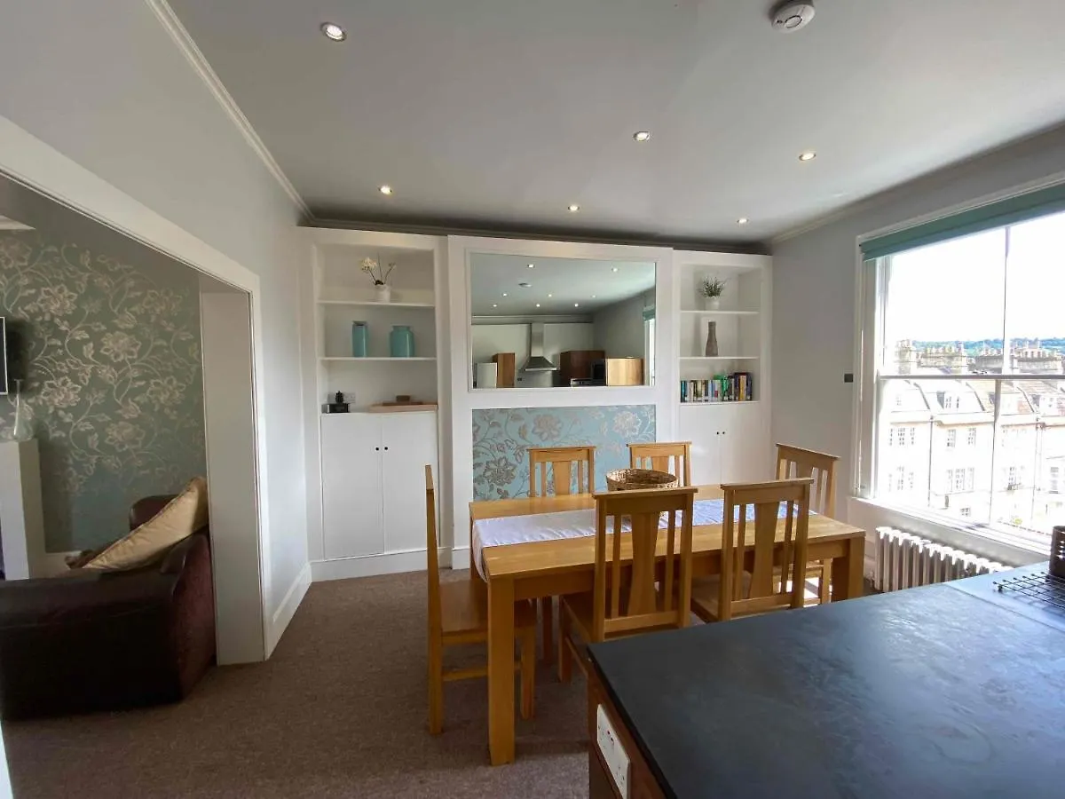 Apartment Bath Roof Terrace Apartment, City Centre, Sleeps Up To 8